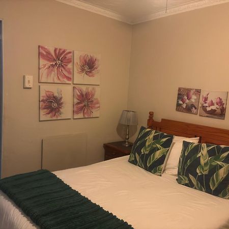 Rita'S Guesthouse Cc Vryheid Kültér fotó