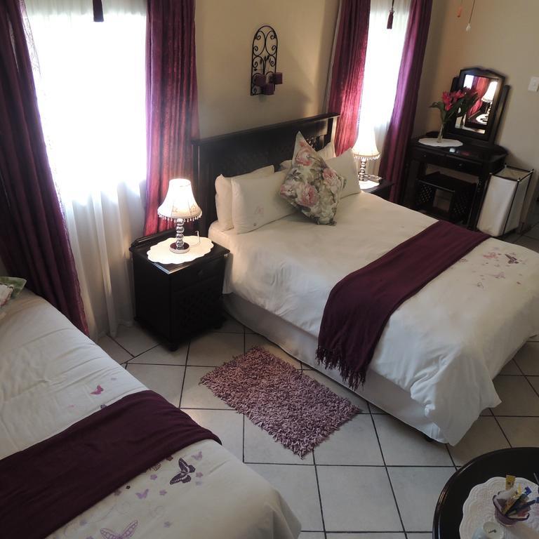 Rita'S Guesthouse Cc Vryheid Kültér fotó